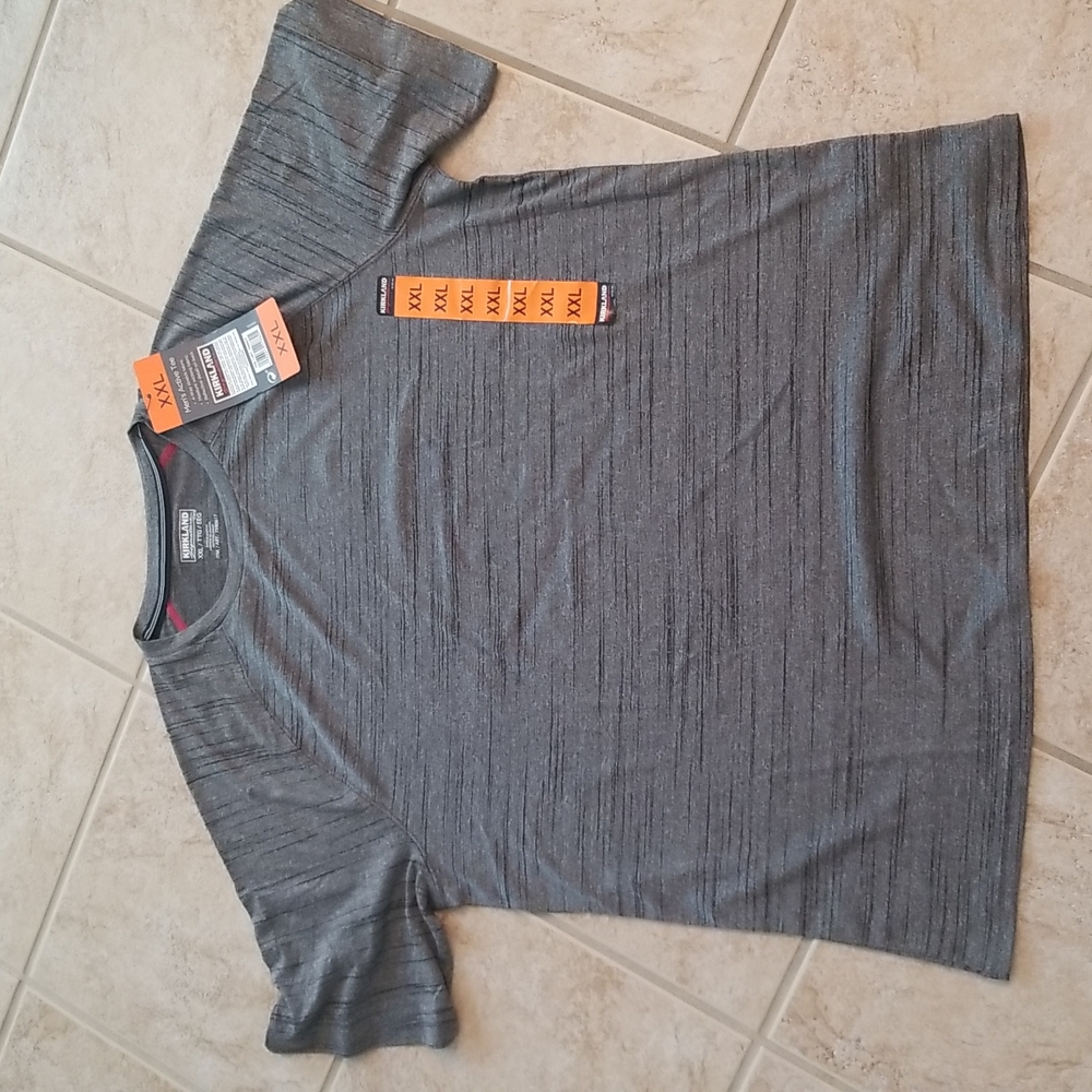 Kirkland signature Mens size XXL gray Active tee